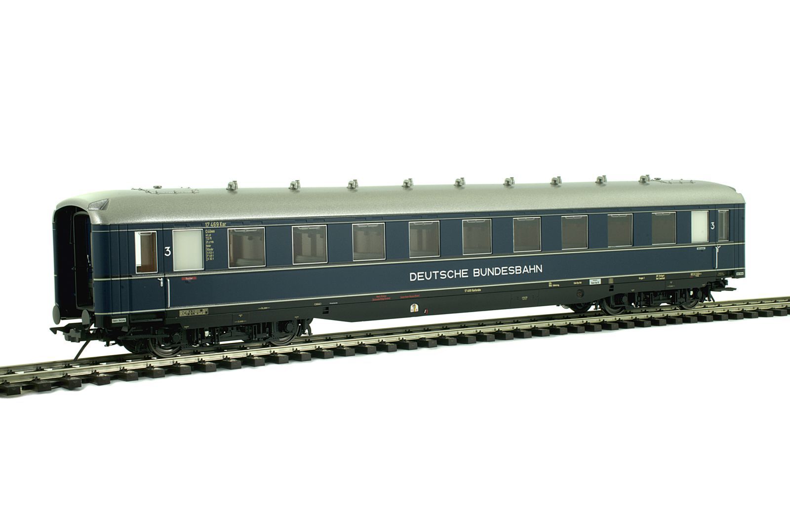 LIM. MEG SHOP! FD-Zug Schürzenwagen C4üwe-38/51, 3.Klasse, DB, Epoche 3a, Betriebsnummer 17469 Karlsruhe, RAL 5011 stahlblau