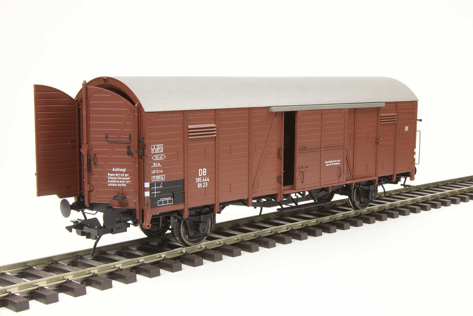Gedeckter Güterwagen Bauart Glt23 "Dresden" mit Türen in den Frontseiten, DB, Epoche 3, Betr.-Nr. 195 444