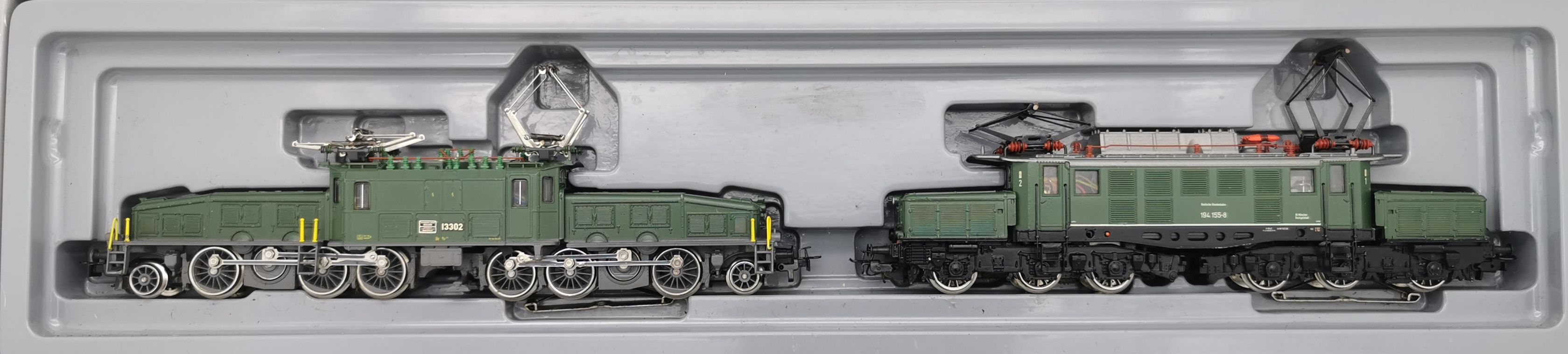 analog  Be 6/8 - 13302 SBB/CFF 2) E-LOK (Deutsches Krokodil) 194 155-8 DB KROKODILE der Märklin-Jubiläumsfahrt 1984 in einmaliger Sonderausführung ! >>wunderschöne ELEKTROLOKOMOTIVEN "KROKODILE" NEU mit Zertifikat