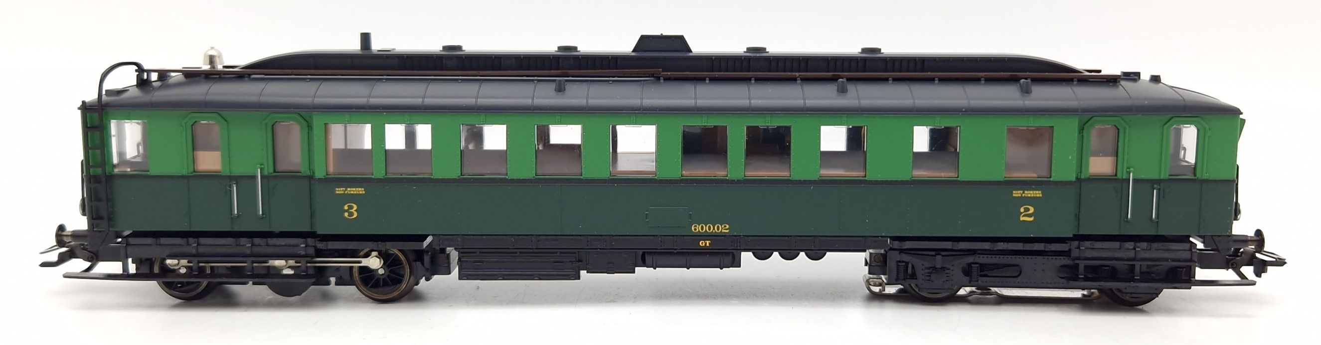 Triebwagen Serie 600 der SNCB Sonderserie OVP Delta/Digital