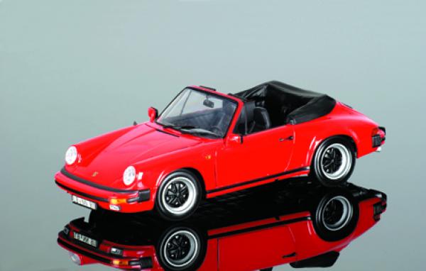 100063030 Minichamps - PORSCHE 911 CARRERA CABRIOLE - 1:18