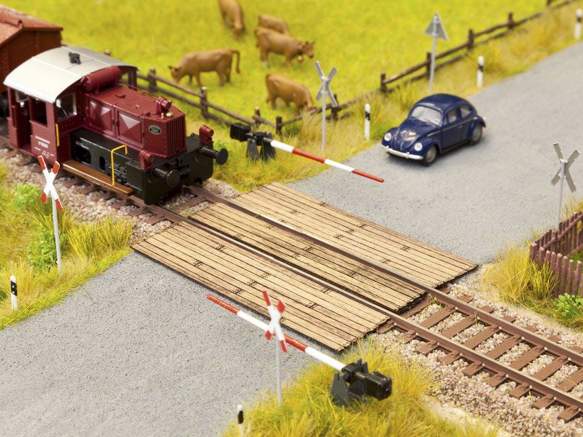 14305 Noch - H0 L-C Bahn�bergang Holzb. - Spur H0