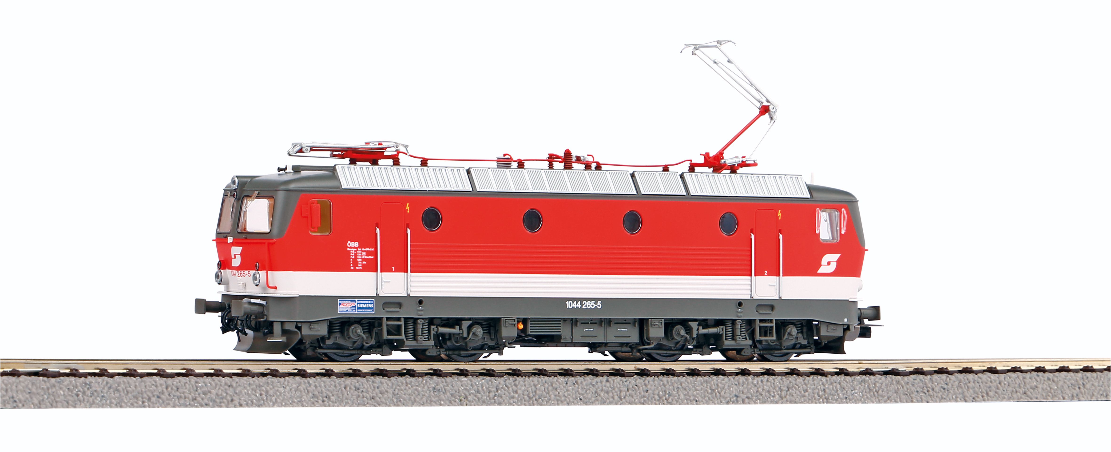 Rh 1044 ÖBB IV + DSS PluX22