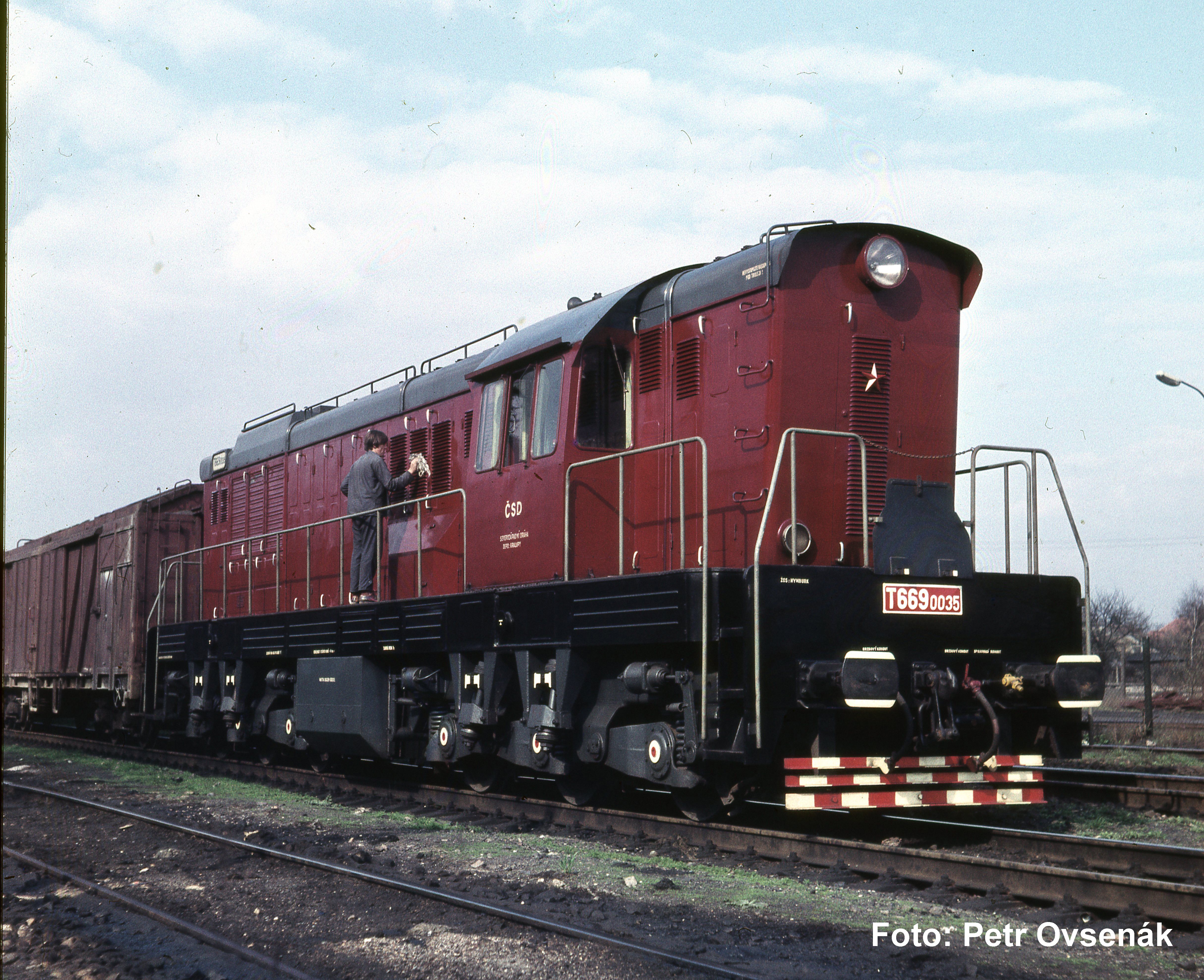 52147 Piko - Sound-Diesellok T669 CSD IV, - Spur H0