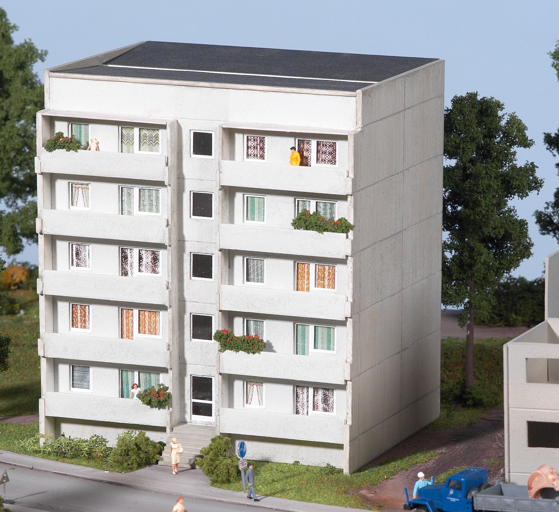 61146 Piko - Plattenbau WBS70 Basis-Set - Spur H0