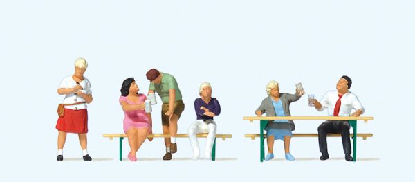 10700 Preiser - Im Biergarten (1) - Spur H0