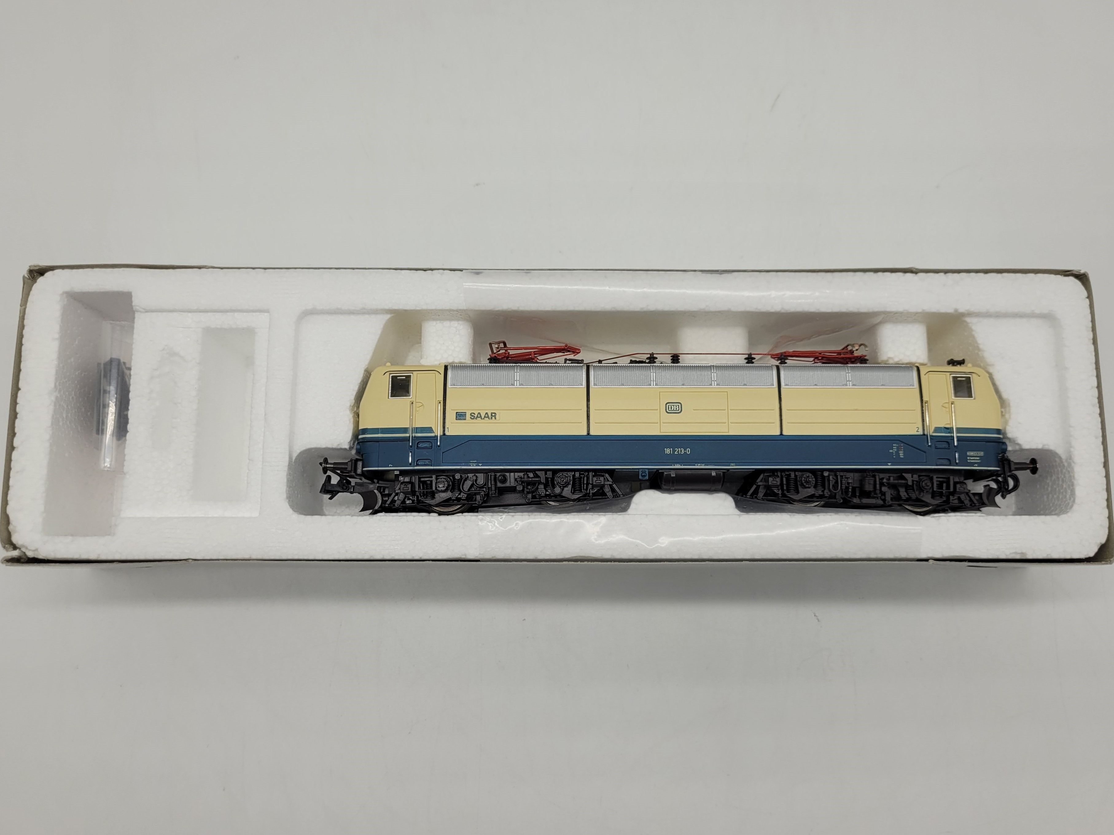 NEUW. AC  Märklin  analog     blau/beige