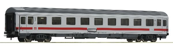 Intercity-Abteilwagen 1. Klasse, Gattung Avmz, der Deutschen Bahn AG. Modell im Längenmaßstab 1:100, LüP 264 mm