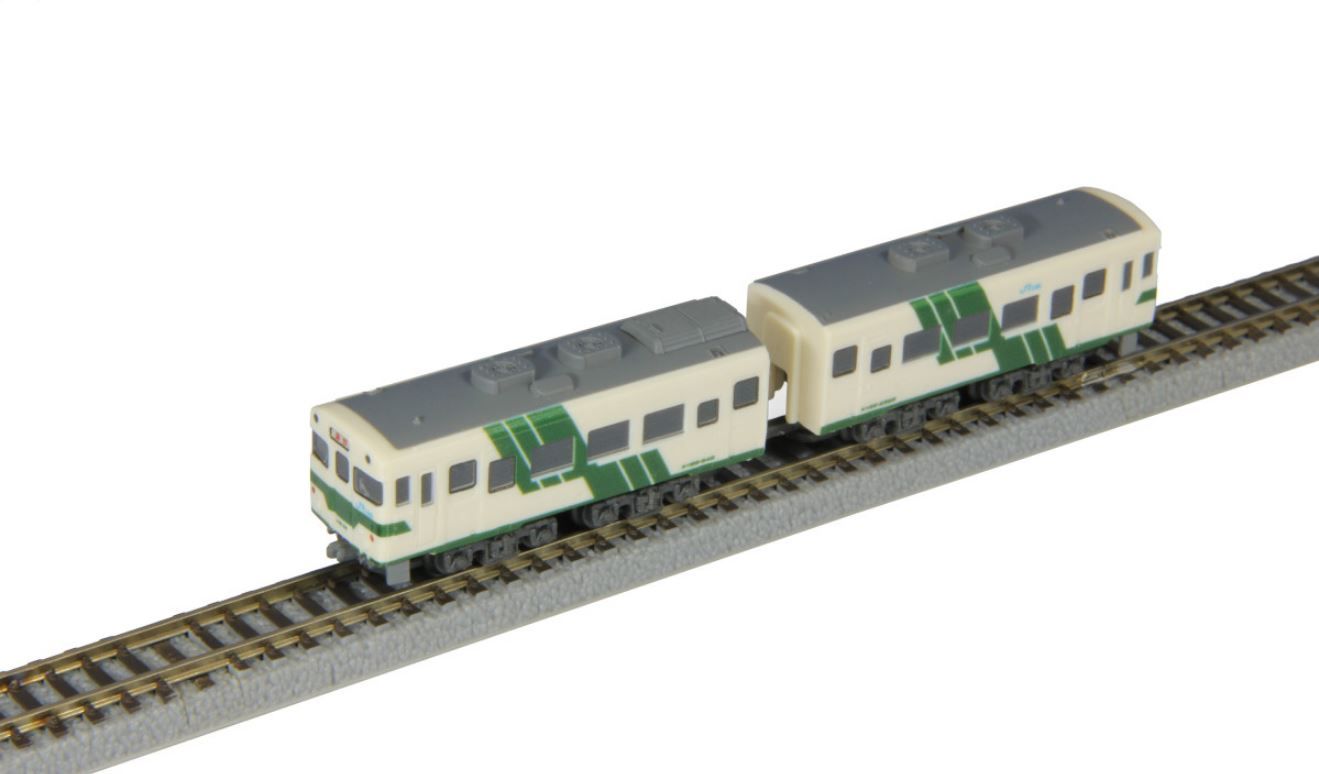 Z shorty KIHA58 Hiroshima Kyuukou color Inhalt: 2x Gehäuse "Z Shorty" KIHA58 Hiroshima Kyuukou color Type #ST010-4