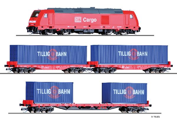 Einsteiger-Set: Güterzug DB AG bestehend aus Diesellok TRAXX, zwei Flachwagen mit Beladung und einem Containertragwagen mit Beladung, Ep. VI