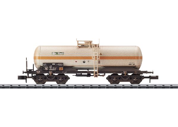 Chlorgas-Kesselwagen der Firma "On Rail" der "DB AG" -gealtert- i