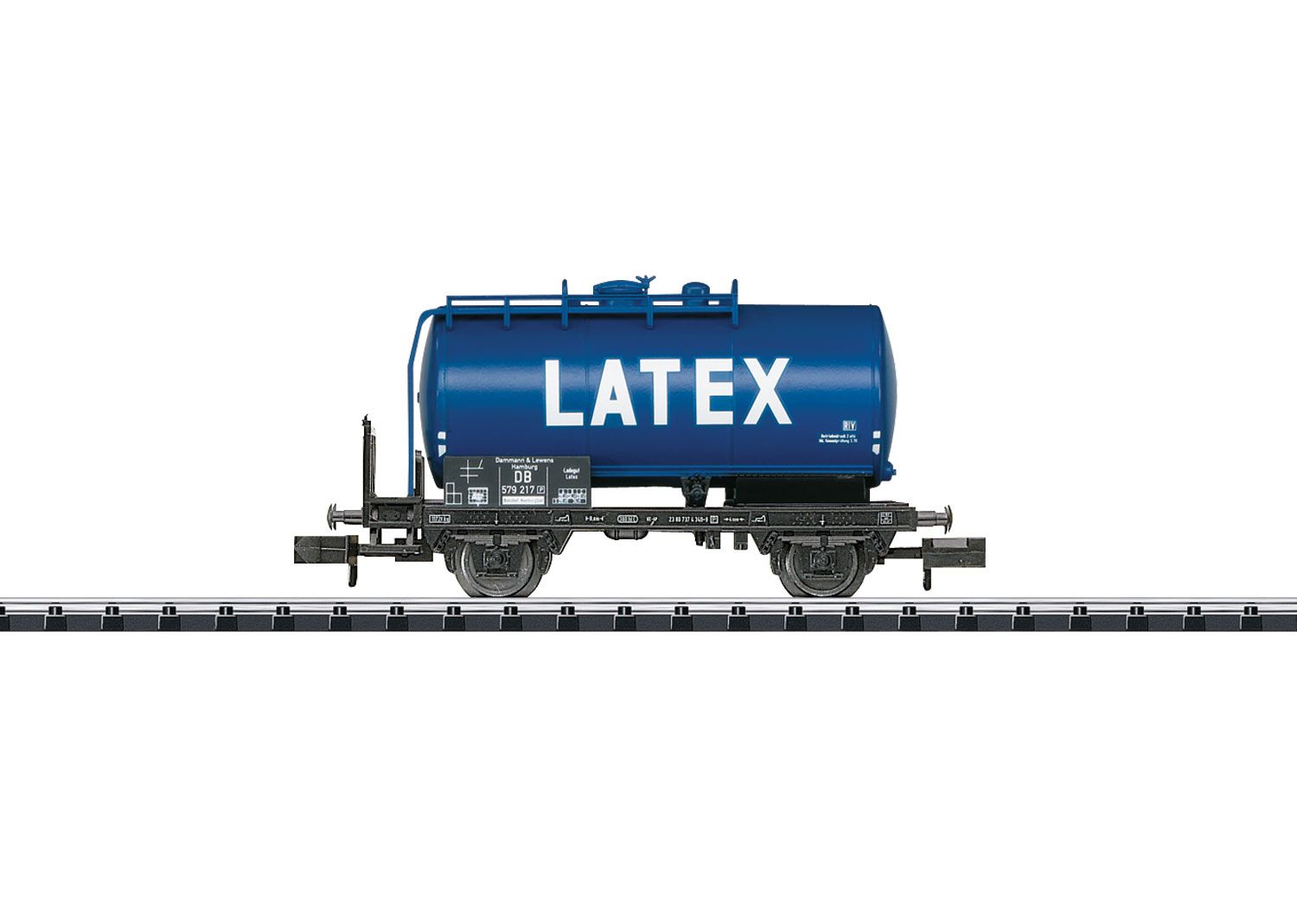 Kesselwagen LATEX. Angesetzte Bühne, Laufsteg und Aufstiegsleiter. Detailliertes Fahrgestell mit durchbrochenem Rahmen. Länge über Puffer 55 mm. Nur für Mitglieder mit 5- jähriger ununterbrochener Mitgliedschaft im Trix Club.