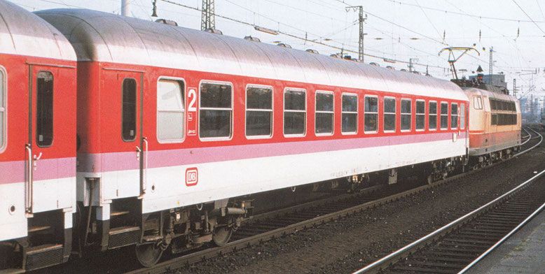 Beschriftungsvarianten A-B, 1. Klasse, Abteilwagen, lichtgrau/pastellviolett/orientrot, Messing-Handarbeitsmodell